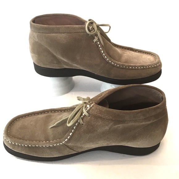 Hush Puppies Other - Hush Puppies Men's Bridgeport Chukka Boots Suede